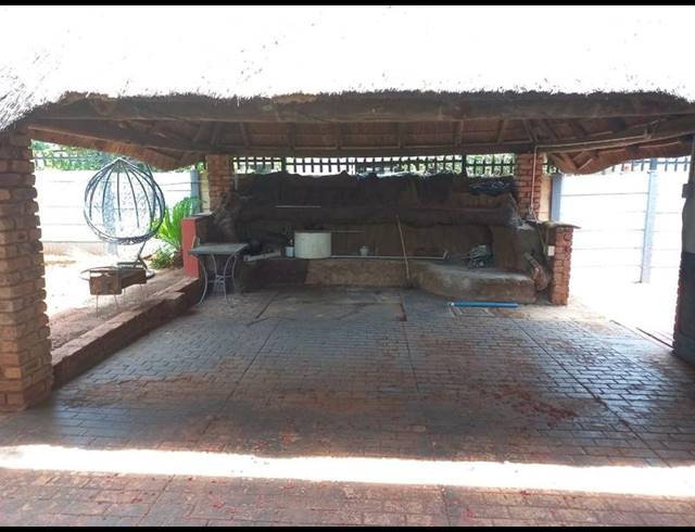 3 BEDROOM PROPERTY TO RENT IN CLAREMONT